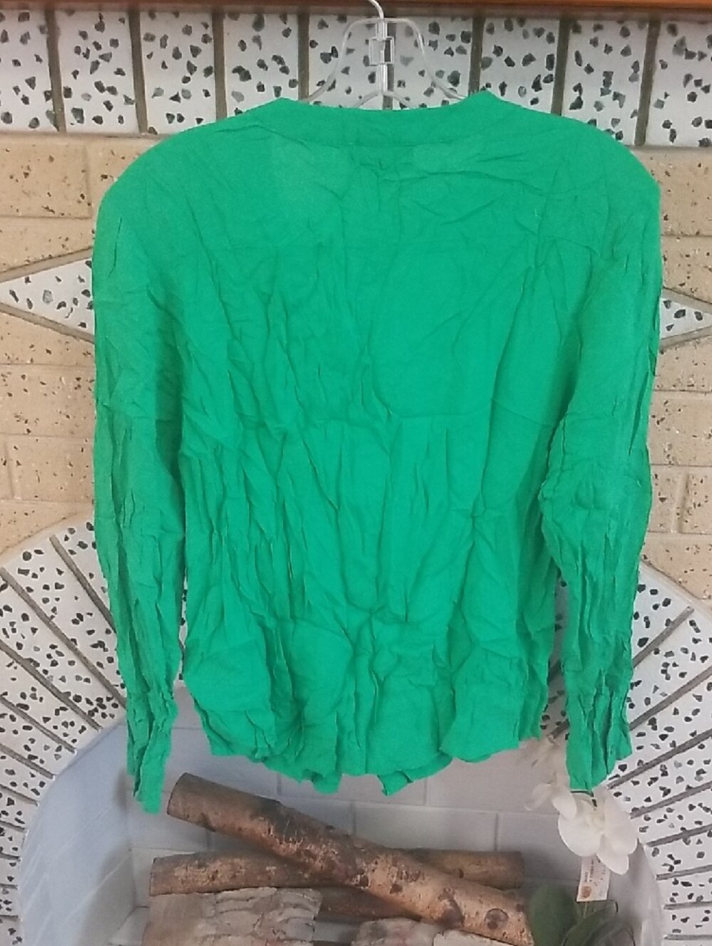 Worthington Bright Green Long-Sleeve Button-Front Blouse - Picture 3 of 6